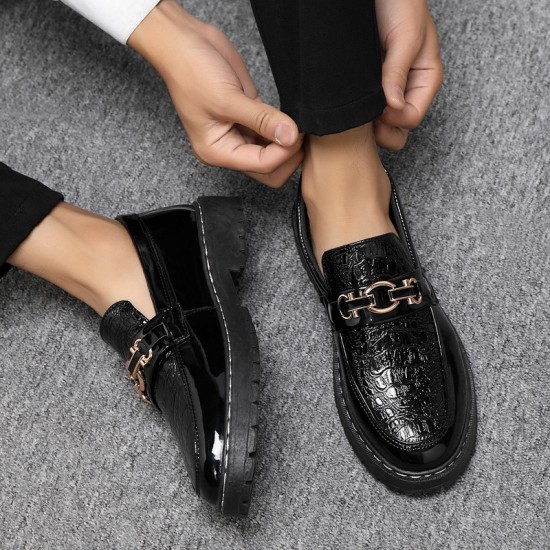 Spring and summer shiny casual leather shoes, men's slip-on loafers, youth Korean-style trendy British slip-on loafers.