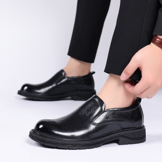 Men's casual leather shoes, 2023 autumn hot-selling, thick-soled, Korean-style commuting shoes, breathable, fashionable genuine leather shoes