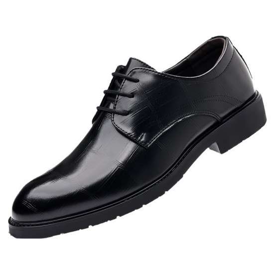 Men's business formal leather shoes, new genuine leather casual shoes, breathable, soft-soled, soft-surface British wedding shoes. Men's business formal leather shoes, new genuine leather casual shoes, breathable, soft-soled, soft-surface British wedding shoes.