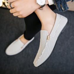 Spring and summer loafers for men, Korean-style trendy slip-on loafers, trendy slip-on shoes for young men, dropshipping one-piece
