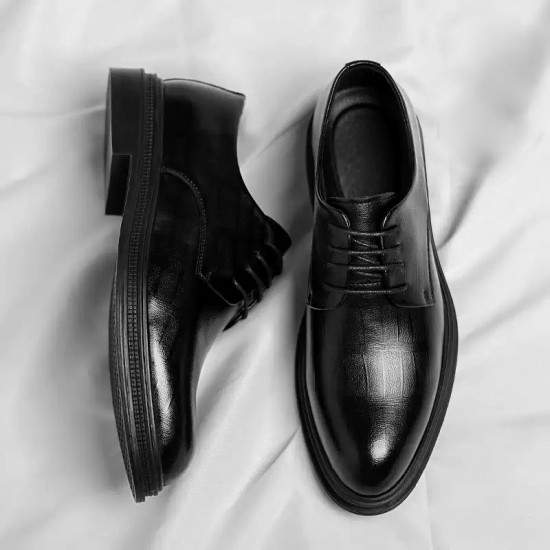 Men's leather shoes, business formal, genuine leather soft-soled, British-style thick-soled casual shoes, groom's wedding suit, cross-border foreign trade.
