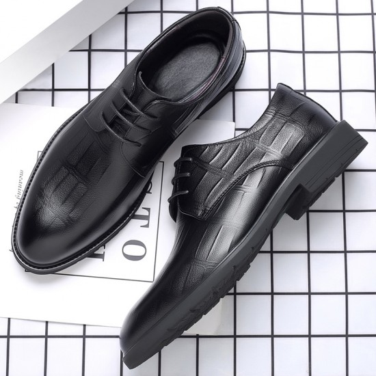 Spring and summer men's leather shoes, new style business formal leather casual breathable men's British Korean-style pointed-toe wedding shoes.