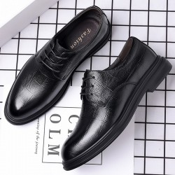 Men's business formal leather shoes, genuine leather pointed-toe, breathable, casual black soft sole, groom's wedding shoes.