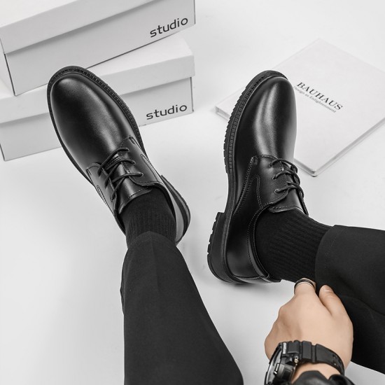 Summer men's black business and formal leather shoes, British work shoes, black soft-soled suit, groom's wedding shoes.